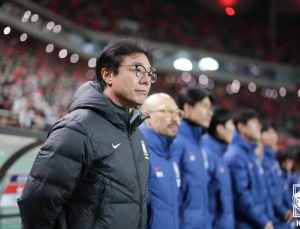 ‘6만 관중’ 앞 졸전…한국, 태국에 1-1 무승부