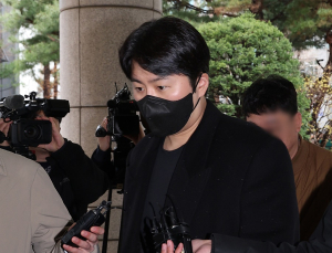 이루, ‘음주운전·운전자 바꿔치기’ 항소심도 집유