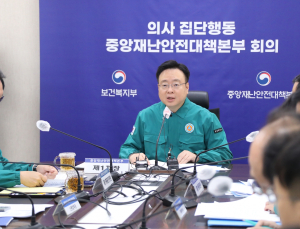 복지부, 교수·개원의 진료 단축에 “비상대책 추가 마련”