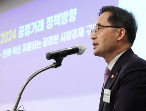 공정위, CJ푸드빌에 시정명령…“가맹사업법 위반”