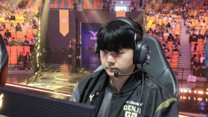 ‘캐니언 장로 드래곤 스틸’ 젠지, T1 꺾고 결승 1세트 기선 제압 [LCK]