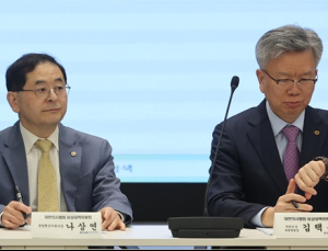 의협 “회복가능 시간 일주일…대통령 결단 달라”