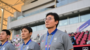 운명의 한일전…황선홍호, 일본 이겨야 ‘개최국’ 피한다