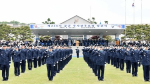 인하항공전문학교 출신, 항공무기정비분야 36명 공군부사관 임관