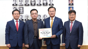 유상범 의원, 경제부총리 만나 지역현안 논의