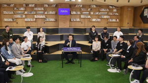 尹대통령 “노동약자 소외되지 않도록 적극 챙길 것”