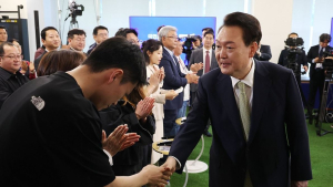 尹대통령 “노동약자보호법 제정…악성 임금체불 정부가 적극 나설 것”