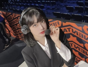 곽민선 아나운서, 행사 진행 중 축포 맞고 쓰러져…“시력 손상 심각”