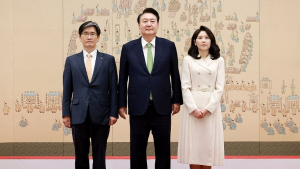 尹대통령, 오동운 공수처장 임명장 수여