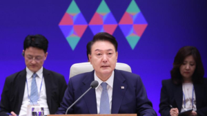 尹대통령 “굳건한 3국협력으로 외연 확장 기대해”