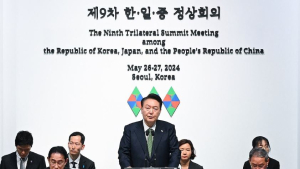 한일중 정상, 인적·문화적 교류 대폭 확대