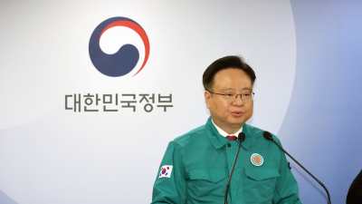 정부 '전공의 사직서 수리금지·업무개시' 명령 철회