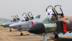 하늘의 도깨비 F-4 팬텀, 역사 속으로