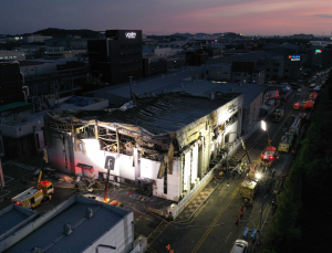 “최악의 화재”...반복되는 화학공장 사고, 대응은 제자리 
