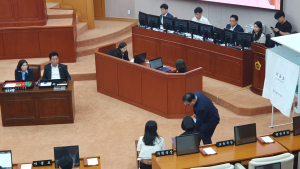 '봉숭아학당' 방불케 하는 대전시의회 후반기 의장 선출 
