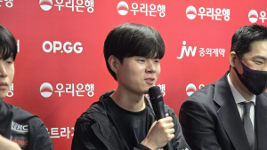 ‘데프트’ 김혁규의 웃음 “6분까지 젠지처럼 하고 싶었다”