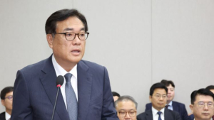 정진석, 김건희 여사 ‘가방 수수 의혹’에 “저급하고 비열해”