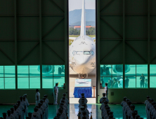‘잠수함 킬러’ 포세이돈 P-8A, 언론에 첫 공개