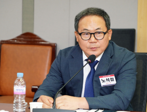노석철 쿠키미디어 대표 “지속 가능한 의료체계 고민해야” [2024 쿠키뉴스 건강포럼]