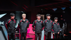 T1, ‘페이커’ 슈퍼 토스에도 TL전 1세트 패…벼랑 끝 몰려