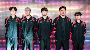 ‘우여곡절’ T1 vs ‘전승’ TES…EWC 초대 왕좌 주인공은?