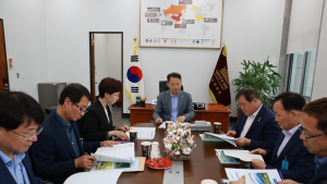 이승화 산청군수, 내년 성장동력 마련 안간힘