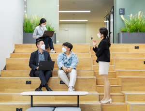 “절반이 조용한 퇴사 상태”…기업들, 유연화 자구책 나섰다 [생산성 처방④]
