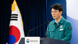 정부, 교수들 ‘수련 보이콧’에 “교육자로서 온당한 태도 아냐”
