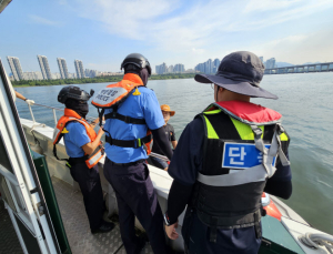 서울시, 한강 불법 수상 레저 집중 단속…과태료·벌금 부과