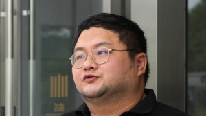 ‘쯔양 공갈’ 혐의 유튜버 구제역·주작감별사 구속
