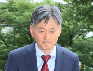 野 채현일 “경찰청장 후보, 장남 졸업식 맞춰 美 출장 정황”
