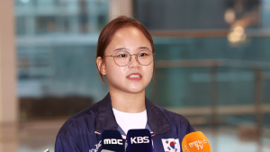 여서정, 도마 4위로 결선 진출…2회 연속 메달 도전