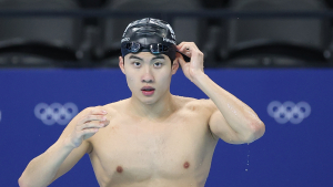 ‘200m 부진’ 황선우, 자유형 100m 16위 턱걸이 준결승 진출