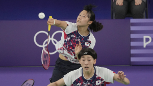 ‘만리장성’ 못 넘은 2위 이소희·백하나…韓 여자복식 전멸 [파리 올림픽]