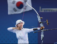 24년만 ‘금은동’ 싹쓸이 실패…‘맏언니’ 전훈영, 최종 4위