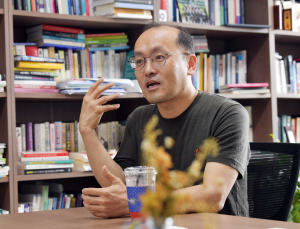 “기업, 생존 아닌 ‘자아실현 공간’ 돼야” [저출생, 기업의 시간④]