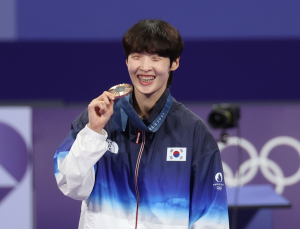 ‘값진 동메달’ 이다빈 “올림픽 여정 여기까지…승리로 끝내 행복”