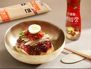 샘표, 비빔장·고단백면 구성 ‘샘표 비빔면 세트’ 제안