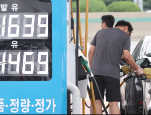 주유소 기름값 3주 연속 하락…휘발유, 5주 만에 1600원대 진입