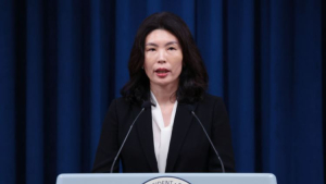 대통령실 “저출생은 풀기 어려운 문제 그래도 포기하지말자”