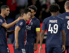 뜨거워진 PSG 주전 경쟁…이강인, 개막 2경기 연속골