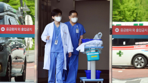 ‘응급실 뺑뺑이’로 2살 아이 의식불명…정부 “세밀히 살펴볼 문제”