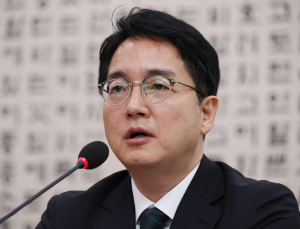 검찰총장 인사청문회서도 “노태우 비자금 철저 조사…수백억 운용 정황”