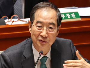 의료공백 질책에 한덕수 총리 “환자 떠난 전공의 탓”