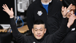 IBK기업은행 여오현 수석코치, 화성시에 기부