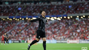 홍명보 구한 손흥민, 오만전 역전골…한국, 2-1 리드