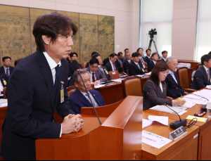 홍명보 블랙홀…문체위 국감 벌써 ‘맹탕’ 우려