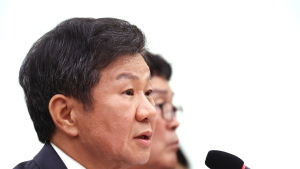4연임 포기 의사 묻자…정몽규 “모든 가능성 열어놓겠다”