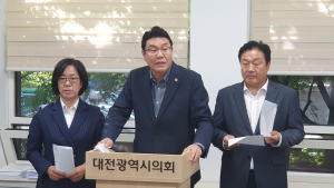 ‘0시축제 성과’ 놓고 대전 국힘-민주 간 대립 양상 고조