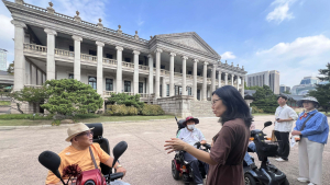 ‘석조전이 이런 곳이구나’ 덕수궁관리소, 장애인들 초청 관람